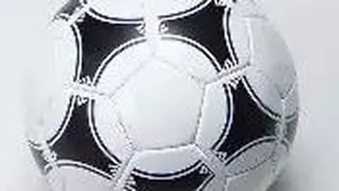 泰山城建连战两回合以2-1击败聊城传奇，勇夺2025齐鲁超冠军