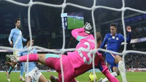 库里刷新NBA单场50+10+5抢断三分球纪录，独领风骚